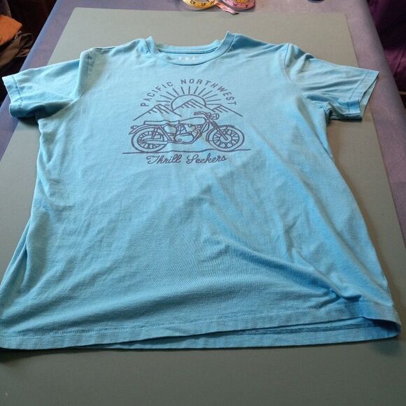 Free State Pacific Northwest Thrill Seekers Lg Short Sleeve T-Shirt - Picture 1 of 6